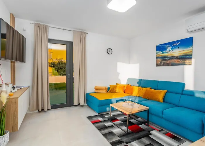 Cozy In Апартаменты *