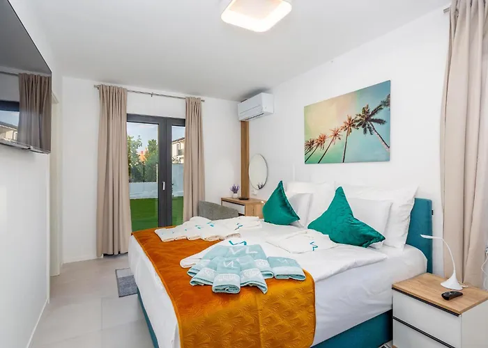 Cozy In * مالينسكا