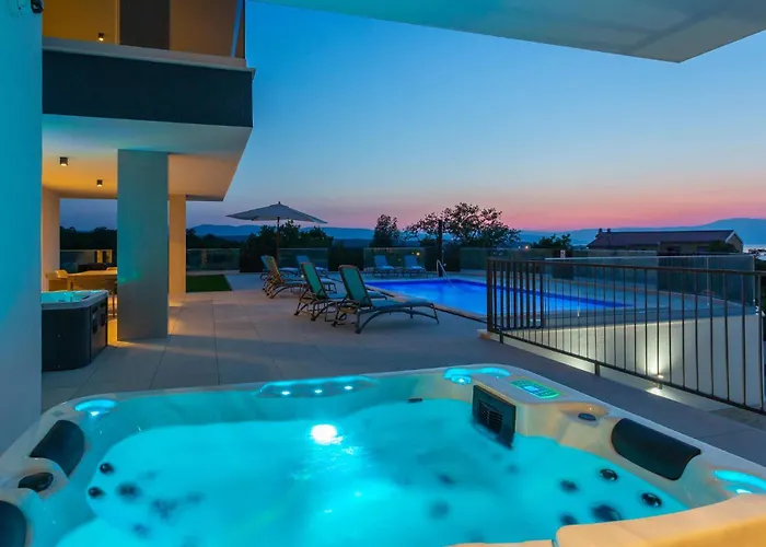 Cozy In * مالينسكا